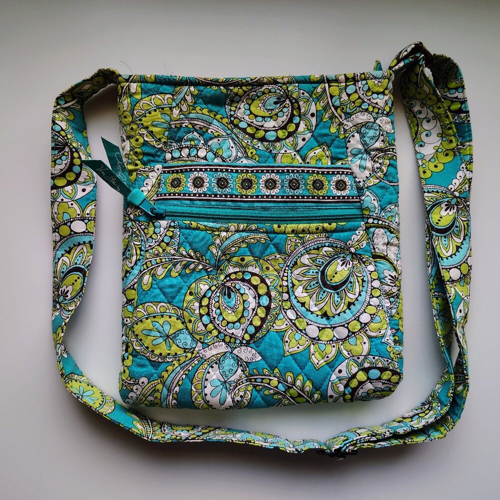 Vera Bradley Purse Peacock Retired Pattern